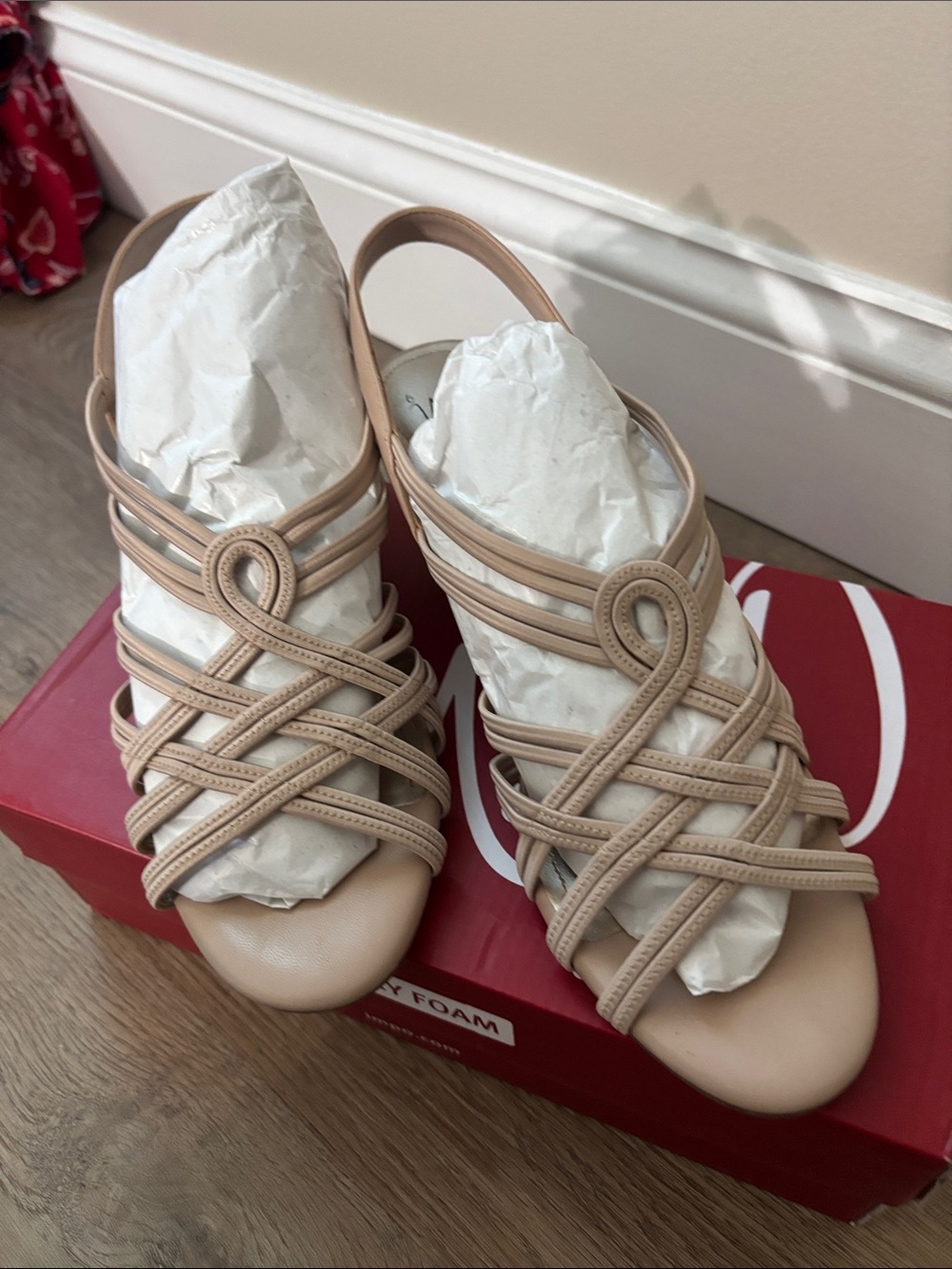 Women's Multi-Strap Slingback Sandals in Nude